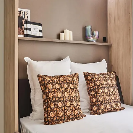 Superb Tour Eiffel Champ De Mars *